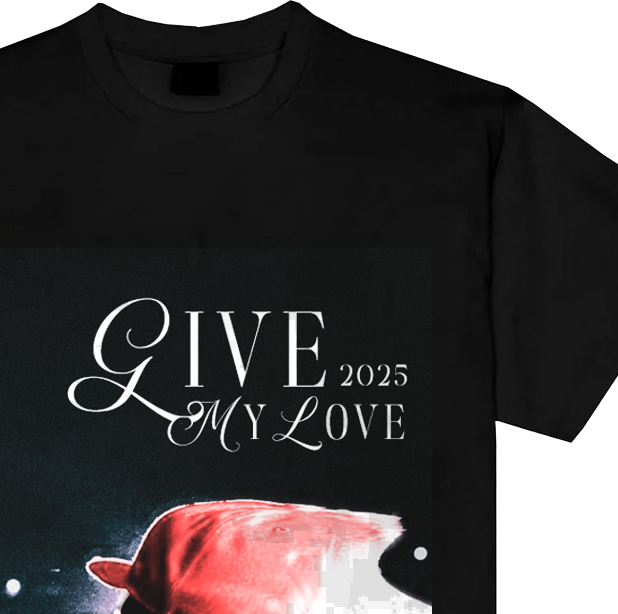 GEOLIER FAN TEE MERCHANDISING, MAGLIA T SHIRT REGULAR FIT, IDEA REGALO STADIO CONCERTI, GIVE YOU MY LOVE